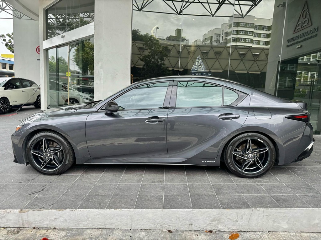lexus-1