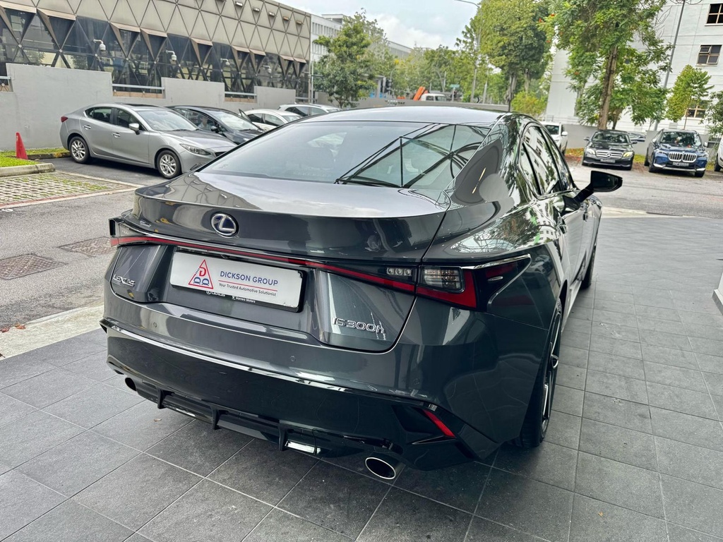 lexus-2