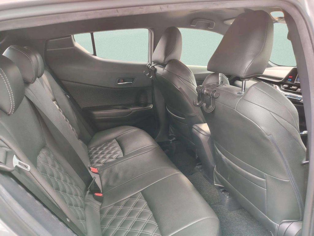 2028M-rear seat