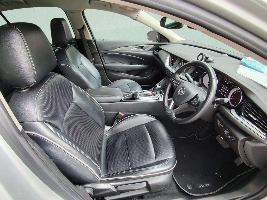 1145S - interior