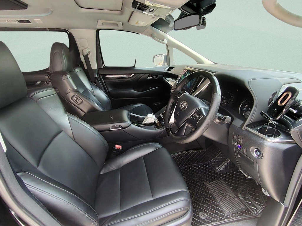 78L - interior