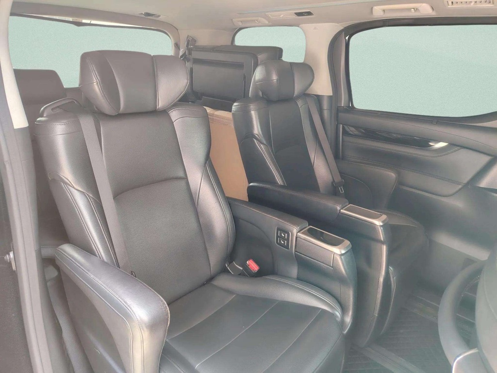 78L - rear seat
