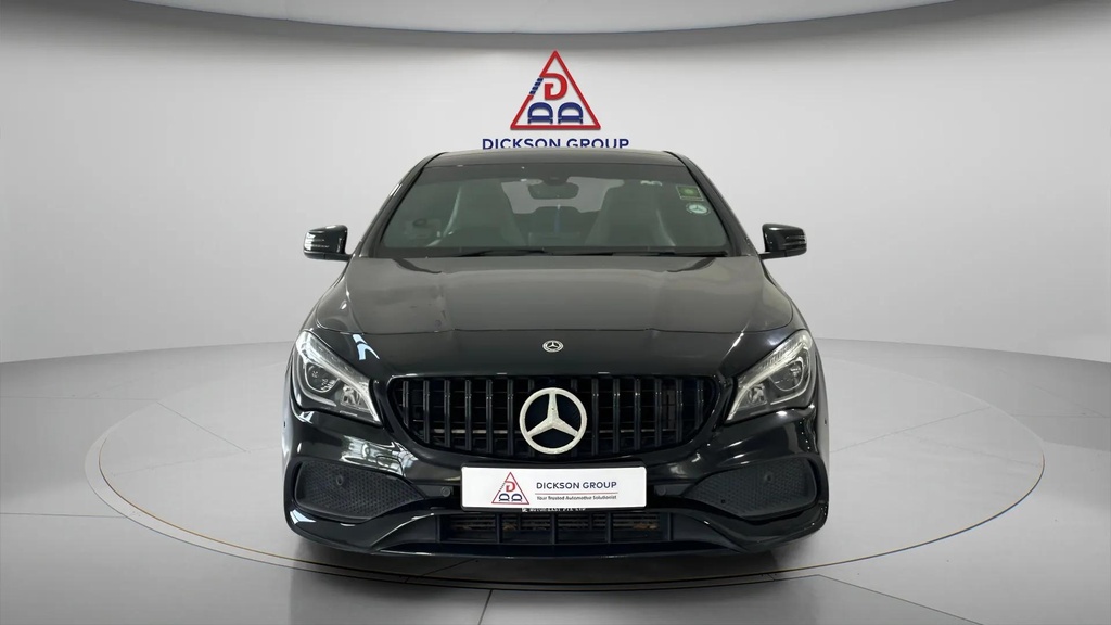 MERCEDES BENZ CLA180 AMG LINE AUTO