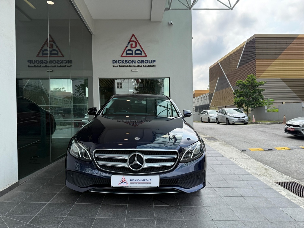 MERCEDES BENZ E200 SEDAN AVG (R18 LED)