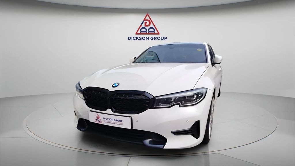 B.M.W. 318I ADPT LED HL SPORTLINE