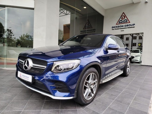 MERCEDES BENZ GLC250 4MATIC COUPE AMG LINE (R19 LED)