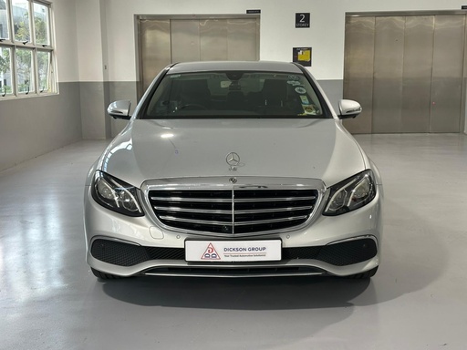 MERCEDES BENZ E200 EXCLUSIVE (R18 LED)